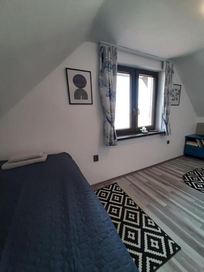 Grapeline Guesthouse Chotin Екстериор снимка