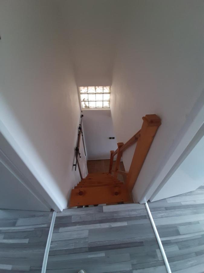Grapeline Guesthouse Chotin Екстериор снимка