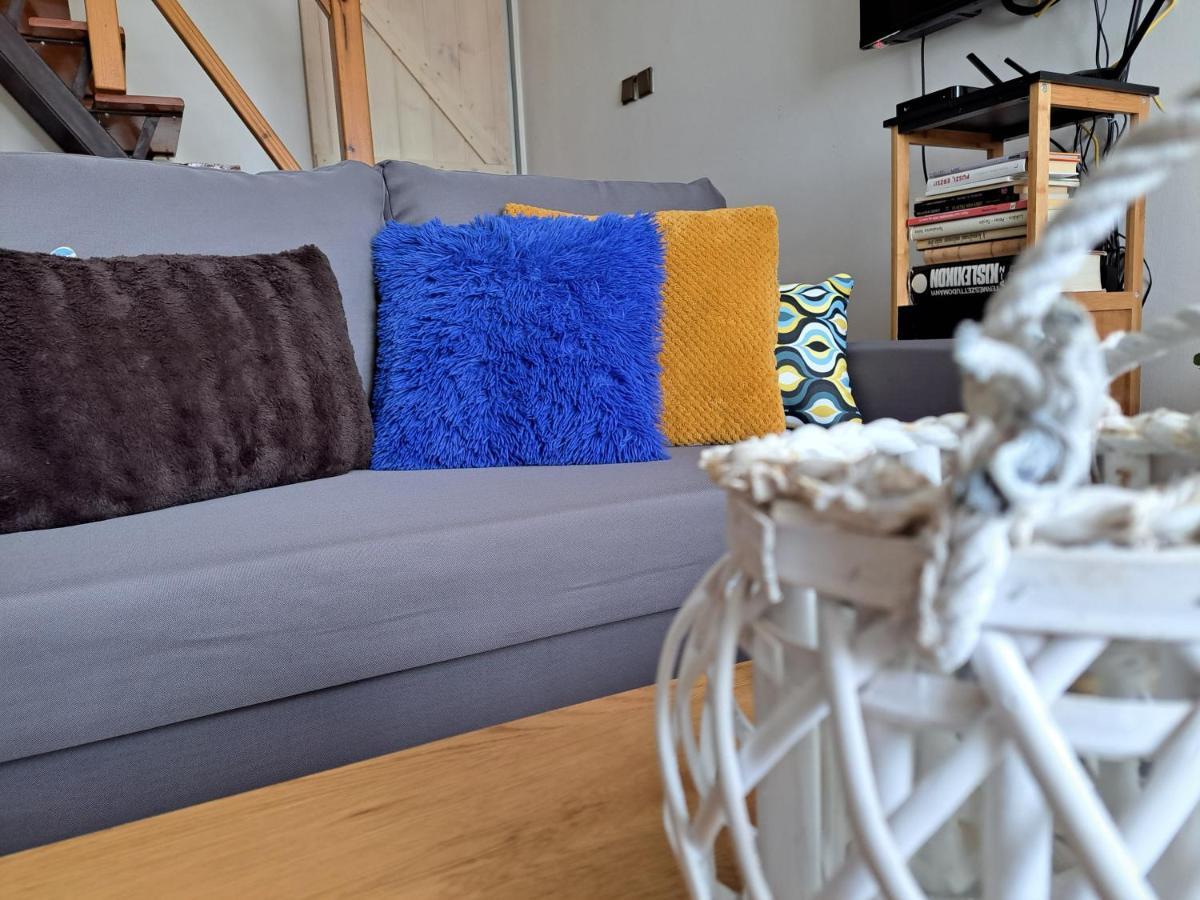 Grapeline Guesthouse Chotin Екстериор снимка