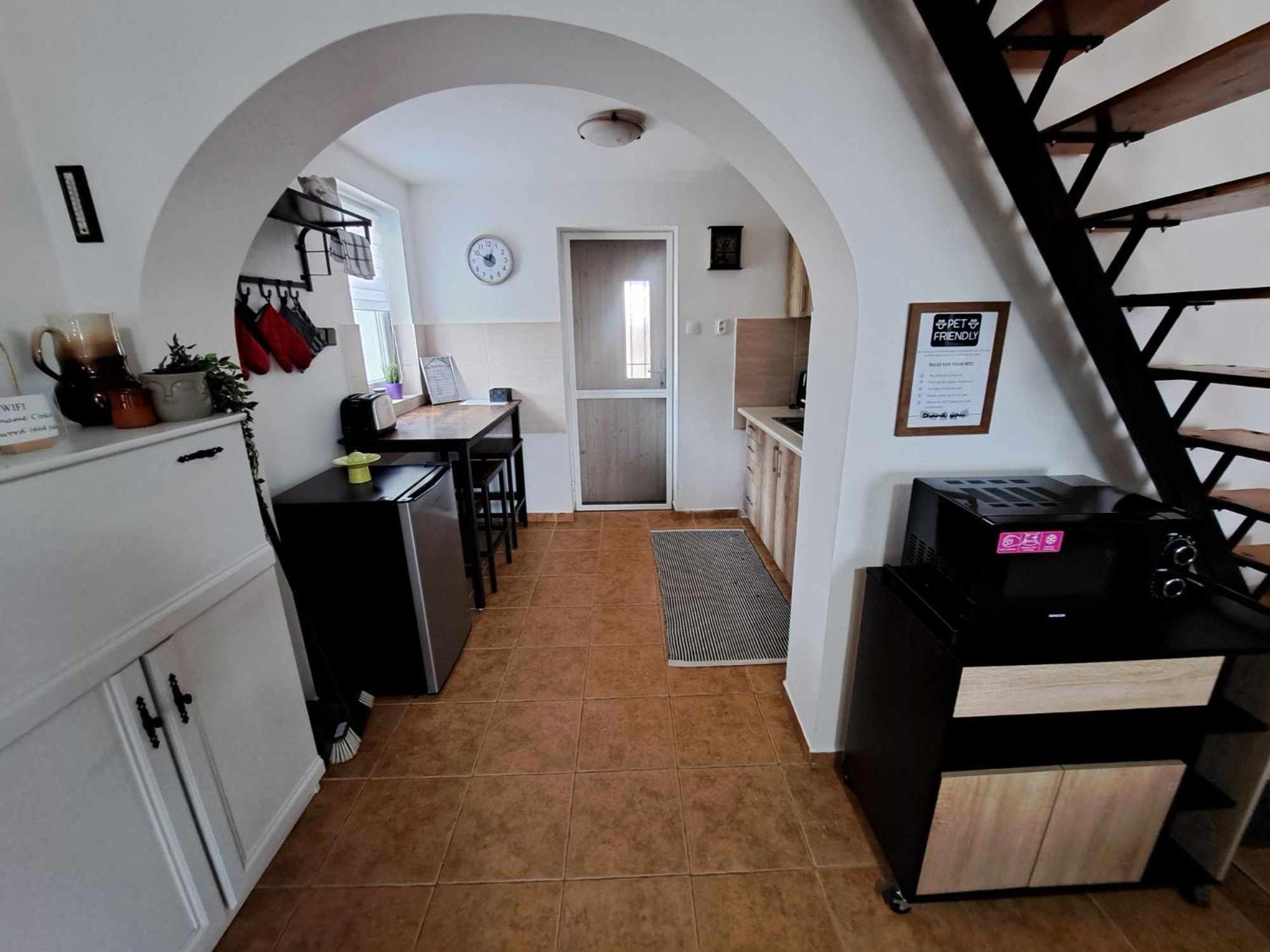 Grapeline Guesthouse Chotin Екстериор снимка