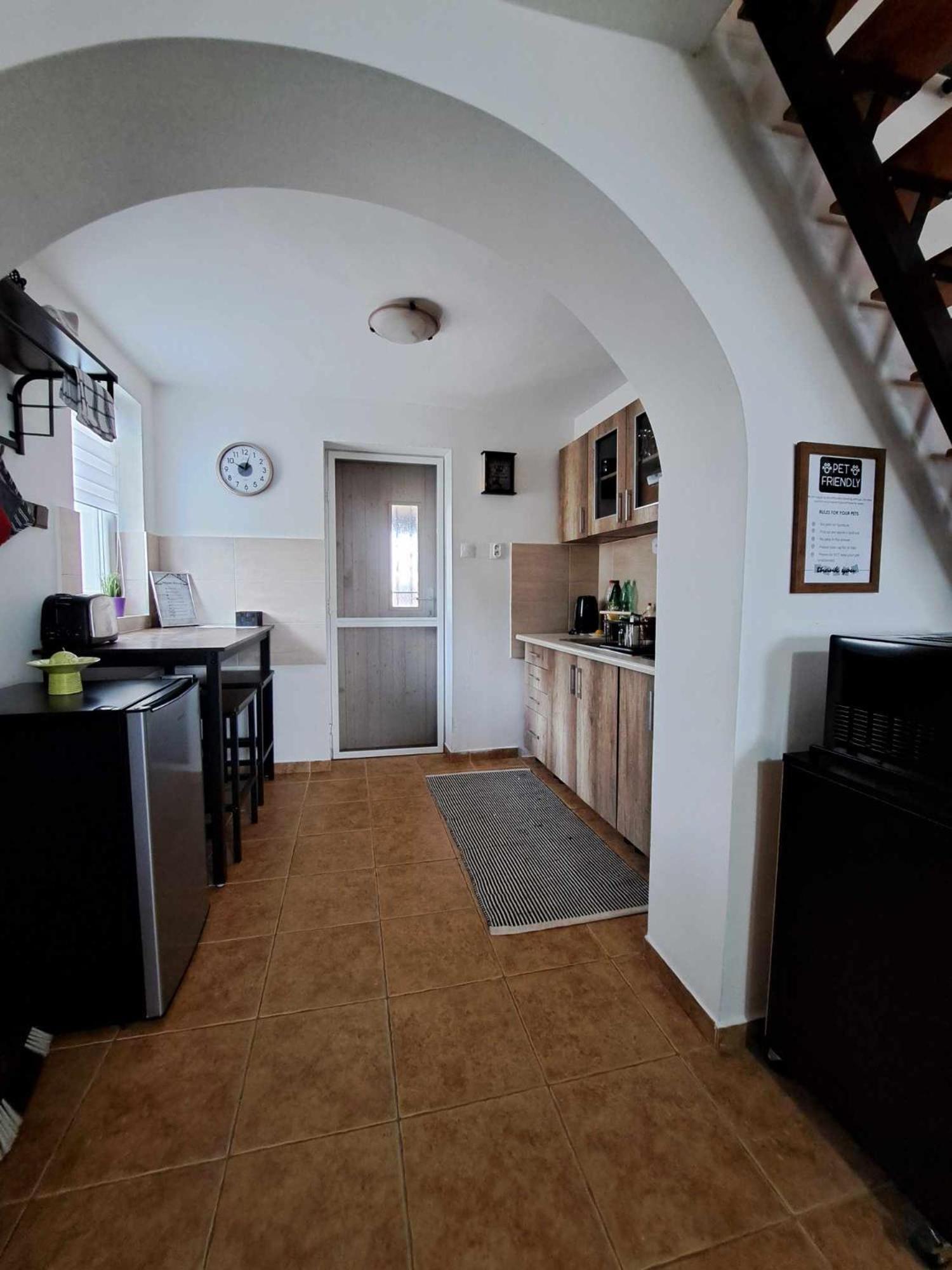 Grapeline Guesthouse Chotin Екстериор снимка